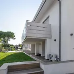 With Pool In 45641 Бибионе